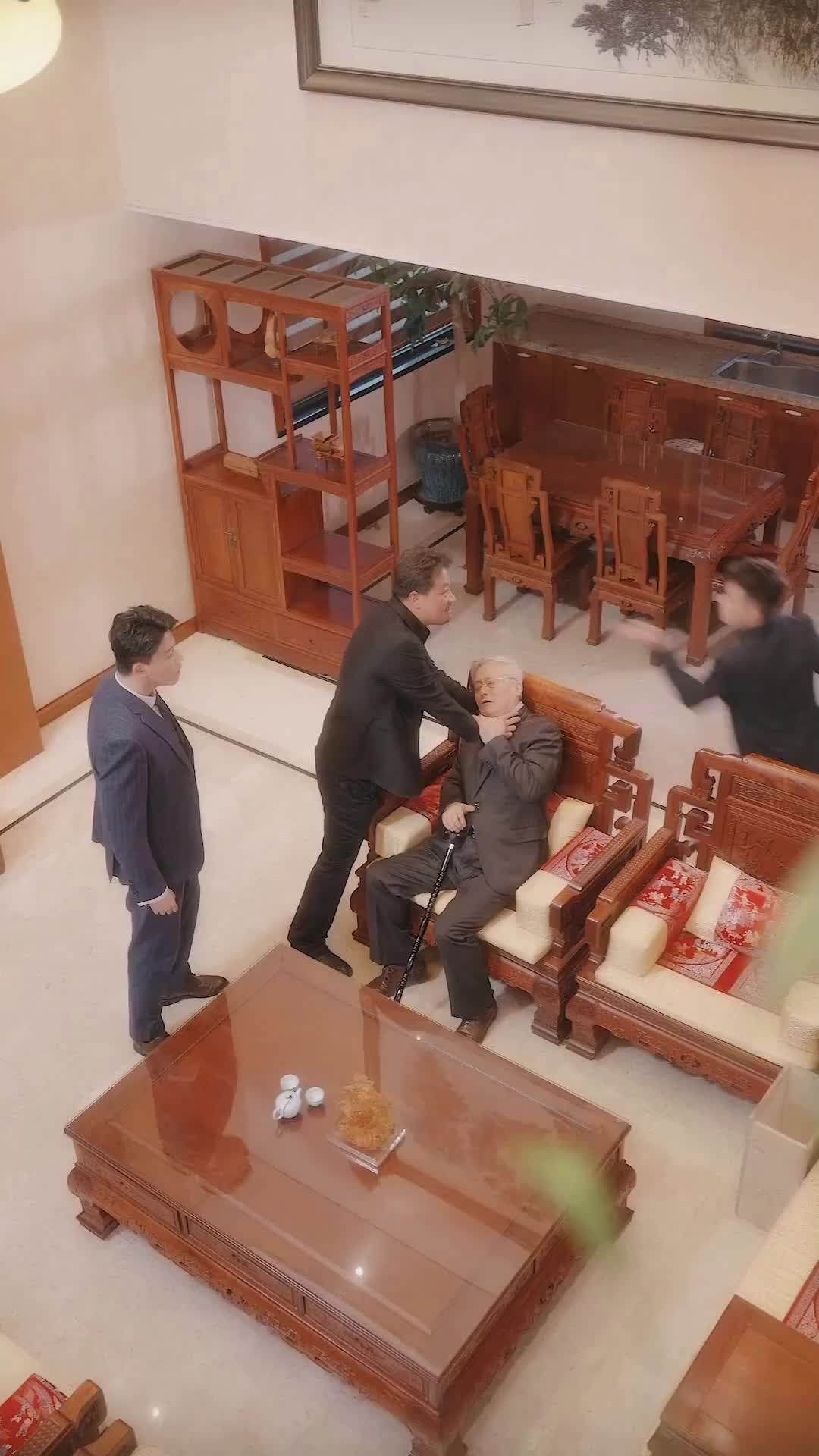 (Dubbed) Nhẫn Cưới Giả, Trái Tim Thật tập 73