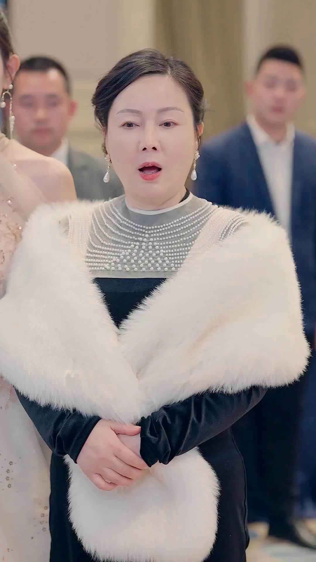 (Dubbed) CEO Nữ Vương tập 13
