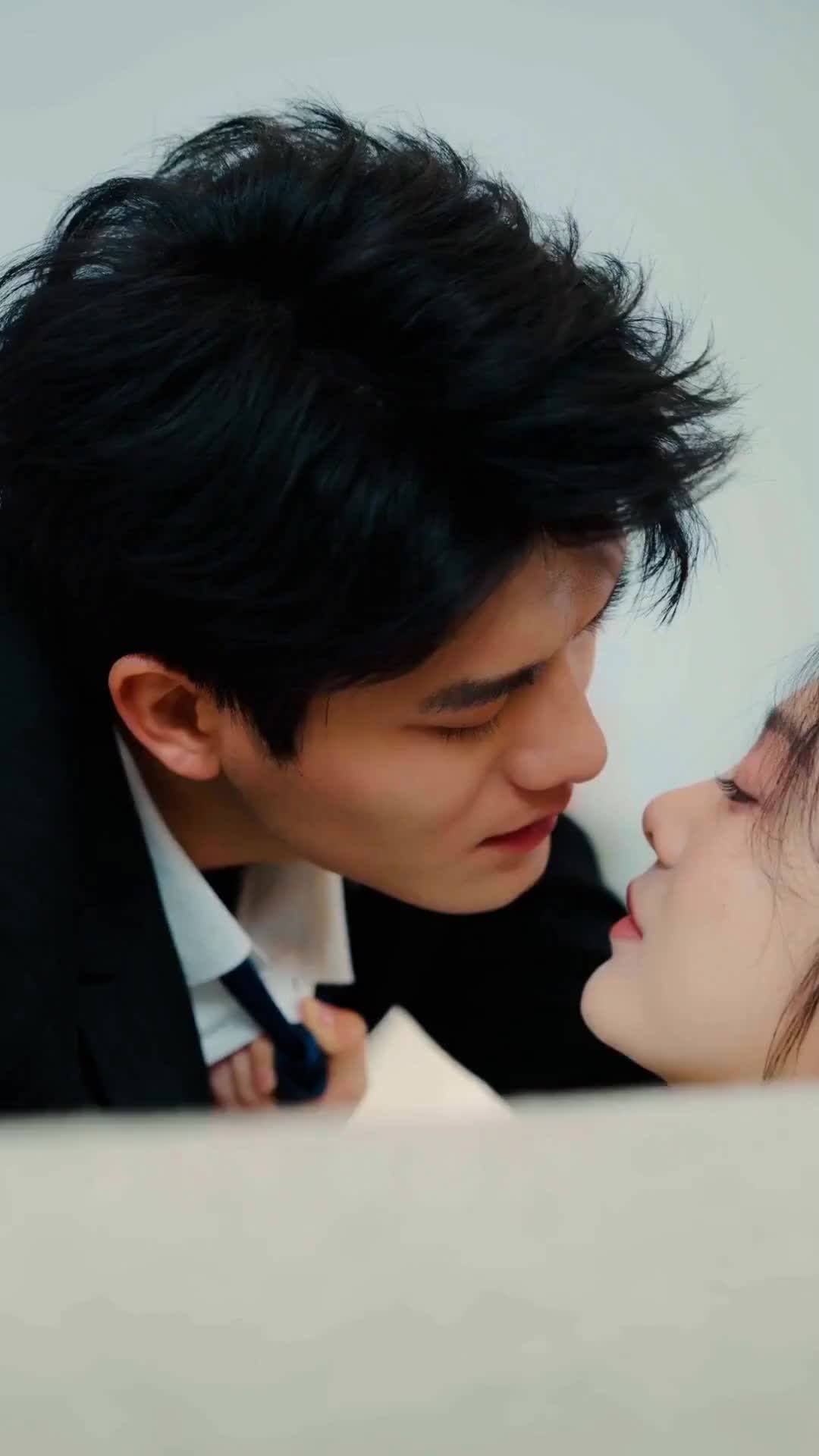 (Dubbed) Cô Nàng May Mắn Không Thể Ngăn tập 42